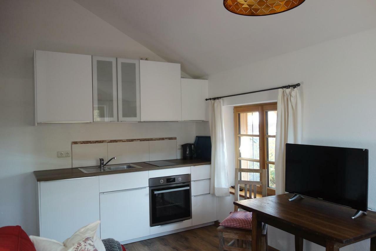 Emmering  Appartement - Ferienwohnung - Fewo Heuboden מראה חיצוני תמונה